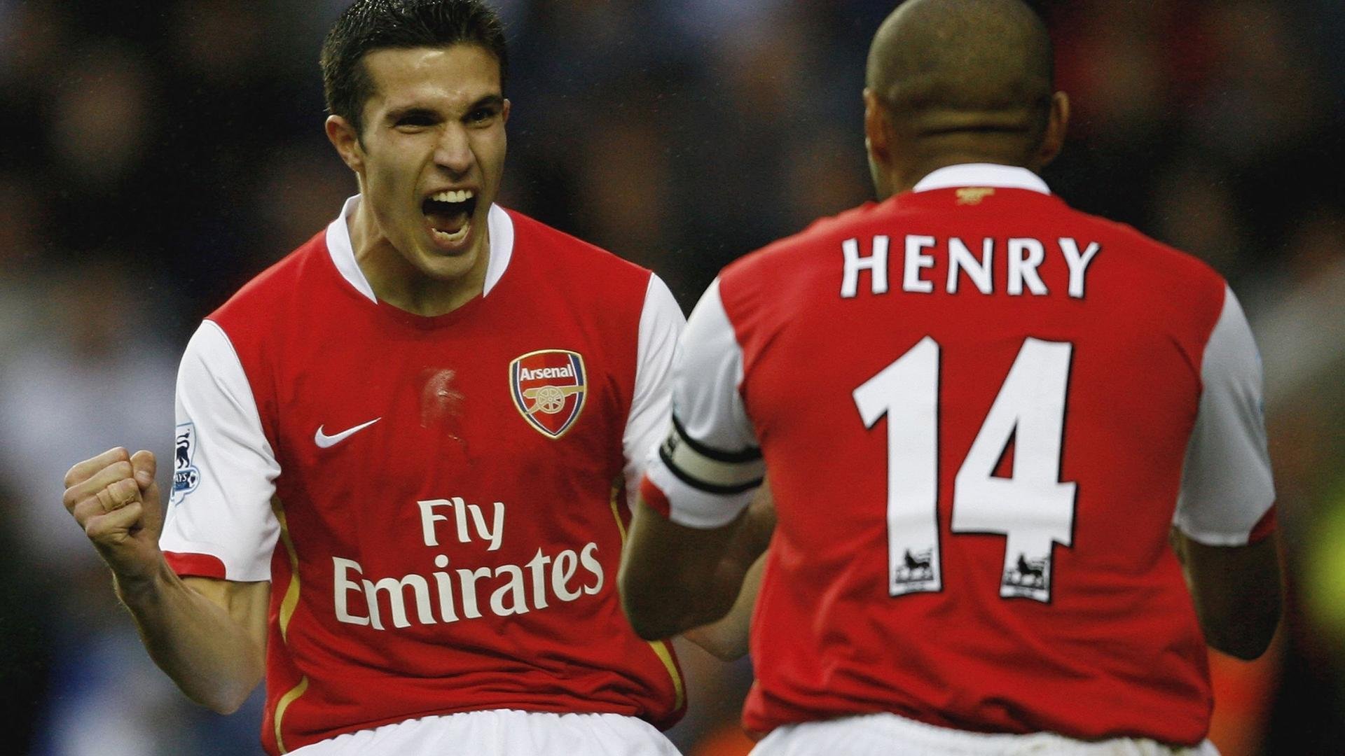 疯狂签约背后的战术布局：赚足眼球的背后真相，疯狂阅读签约作家